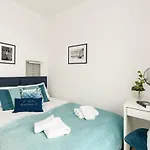 16th Floor Towarowa 39 Center Avenida By Renters Prestige Poznan
