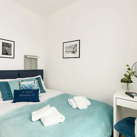 16th Floor Towarowa 39 Center Avenida By Renters Prestige Poznan