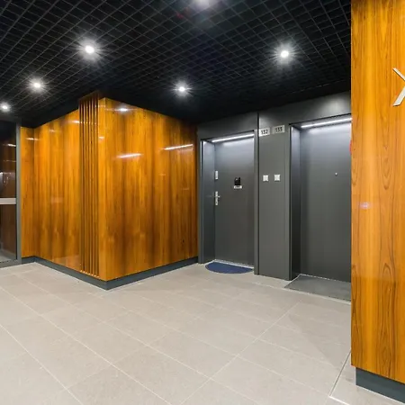 아파트 16th Floor Towarowa 39 Center Avenida By Renters Prestige