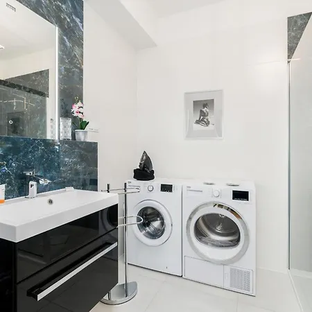 16th Floor Towarowa 39 Center Avenida By Renters Prestige Apartman *