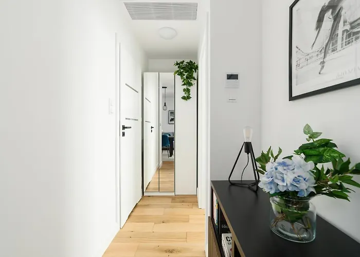 16th Floor Towarowa 39 Center Avenida By Renters Prestige Apartment *